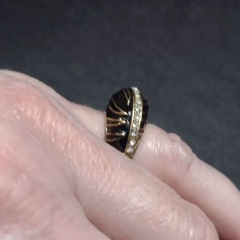 Gold tone black enamel rhinestone ring size 6.5